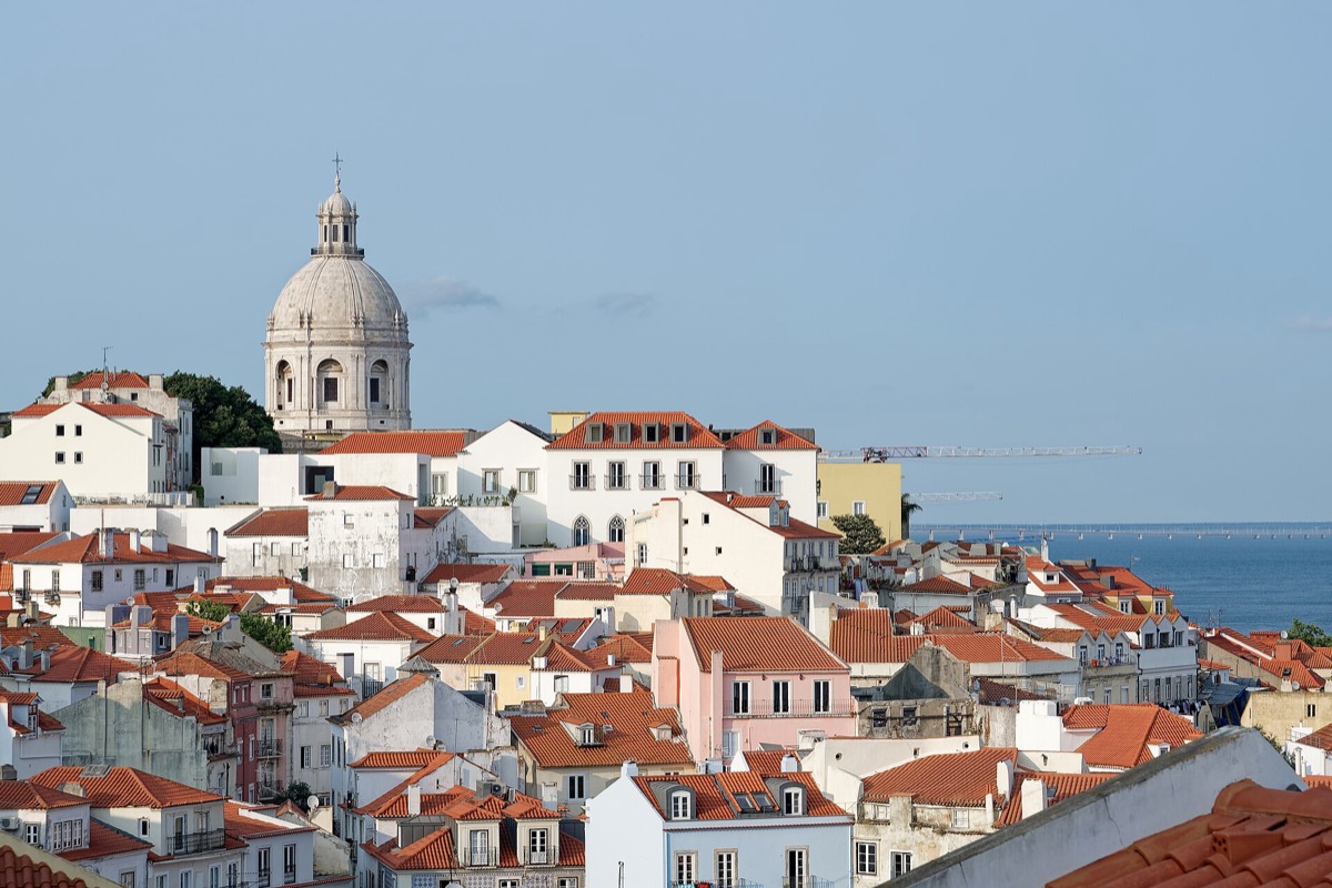 Panorama de Lisbonne et du Tage depuis l&rsquo;Alfama
